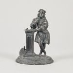 1738 8203 Skulptur